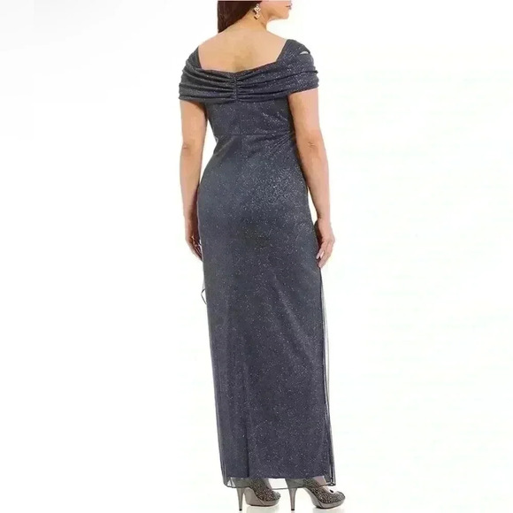 Alex Evenings Gown - Picture 2 of 10